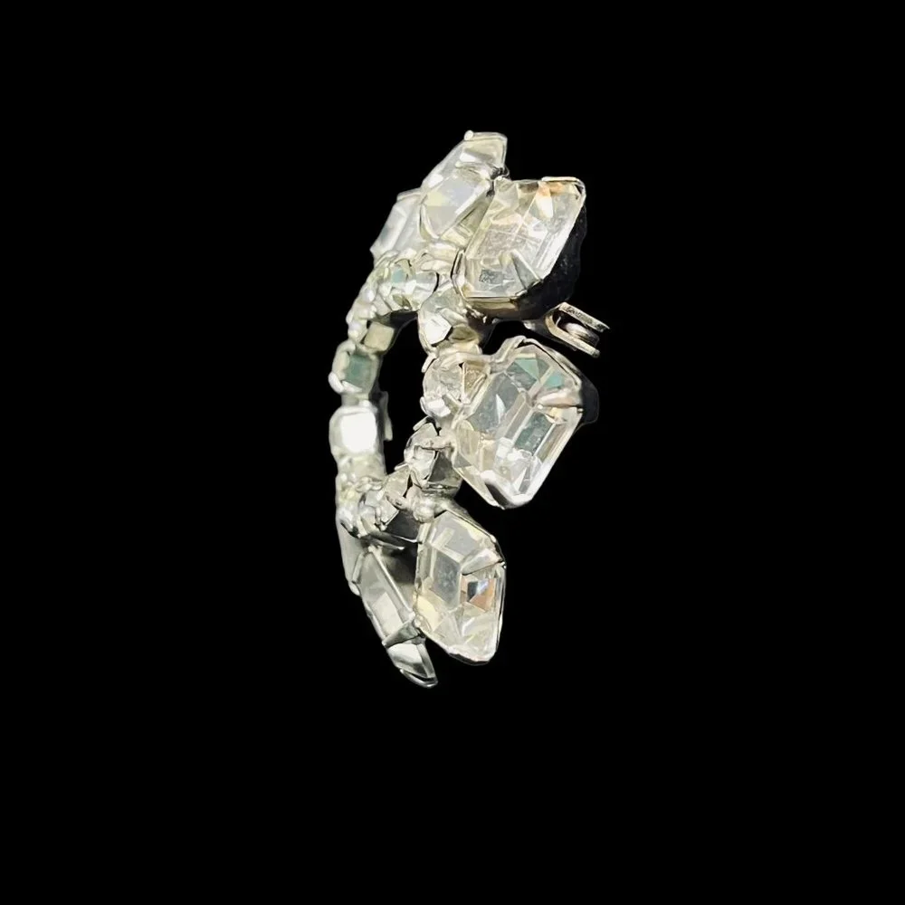 Vintage Silver Tone Clear Emerald Cut & Round Faceted Rhinestone Brooch (4957) - Picture 2 of 4